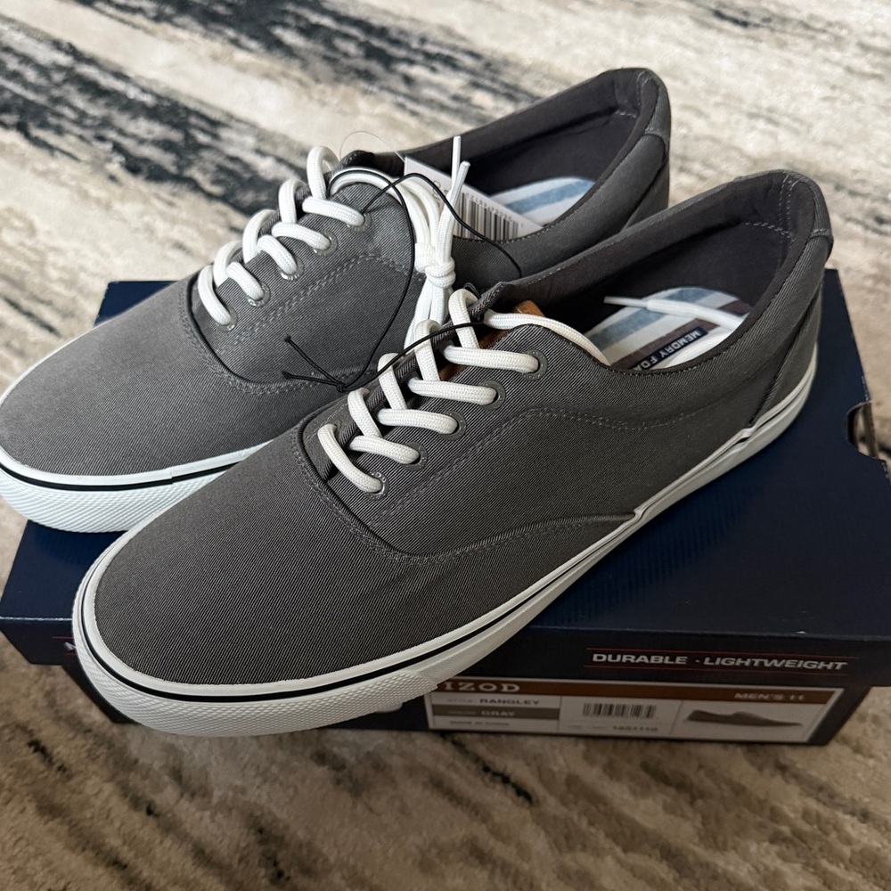 Izod Rangley Mens Size 11 Gray Canvas Lace Up Tennis Shoes Sneakers Grey New